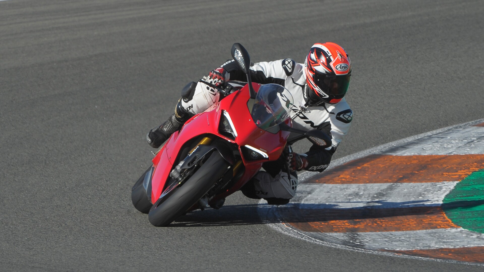 Ducati Panigale 2018 V4 S